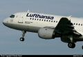 09 A320 Lufthansa.jpg